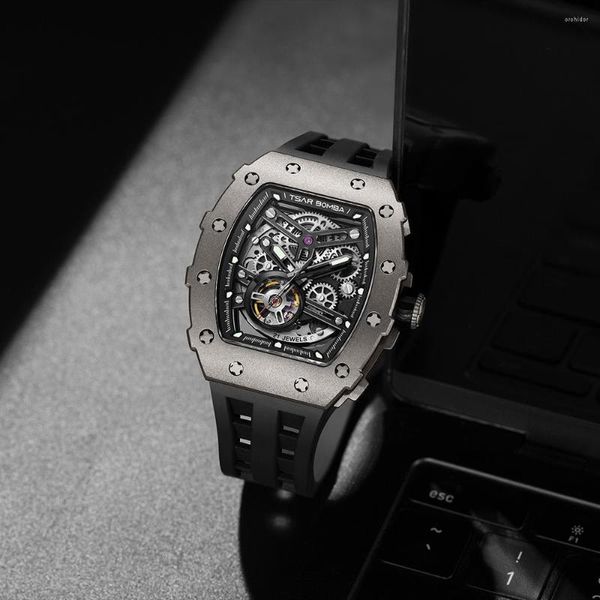 Armbanduhren TSAR BOMBA Marke Titanlegierung Mode Trend Herrenuhr Saphirglas Spiegel Leuchtend 50M Wasserdicht