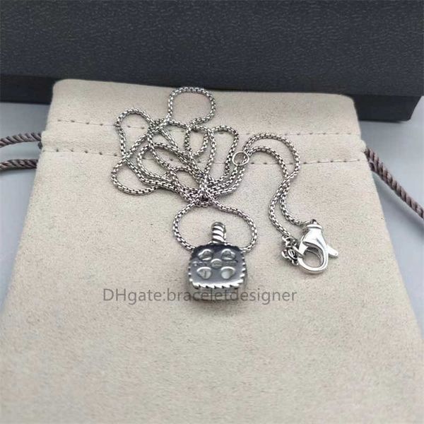 Collana completa Collane placcate Gioielli in oro 18 carati Designer di lusso per donne in argento sterling 925 con diamanti quadrati Etichetta di design alla moda Gioielli per coppie CT2Q