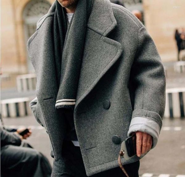 Trench da uomo 2023 Colletto Giacca di lana Abbigliamento Autunno e inverno Strada Trendy Stile corto con spalle scoperte Spesso Cappotto giacca a vento