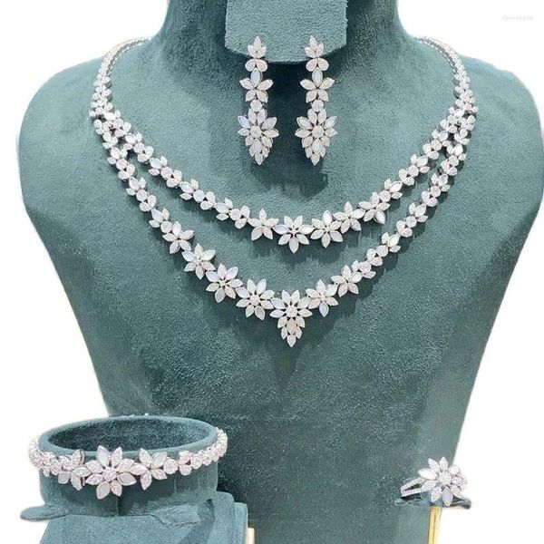 Set di orecchini con collana INJEWELIFE per abiti da sposa per feste da sposa a due strati con zirconi cubici MOP da donna