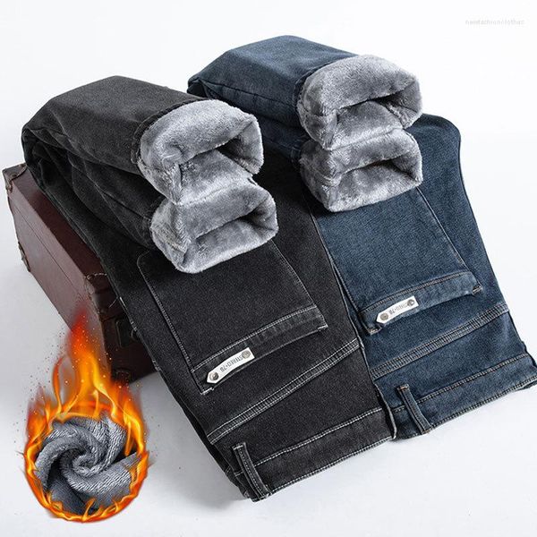 Jeans da uomo invernali caldi in pile addensato pantaloni slim dritti morbidi elastici da lavoro casual in denim pantaloni maschili di marca blu nero