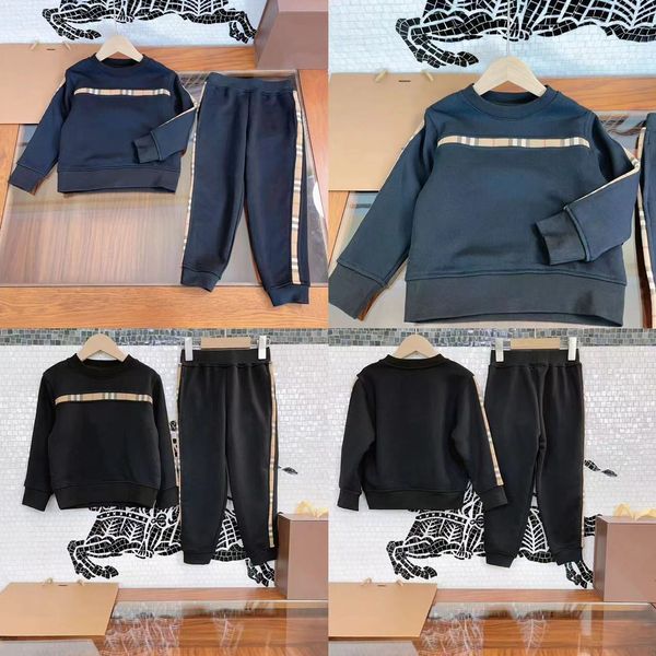 designer per bambini vestono set di colore nero moda ragazzi vestiti invernali all'ingrosso set di vestiti scozzesi per bambina con cappuccio e pantaloni