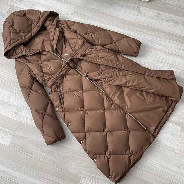 Gänsedaunenmantel für Damen, Winterjacke aus Kanada, echter Wolfspelzkragen, Kapuze, warme und winddichte Outdoor-Mäntel mit Damenparka