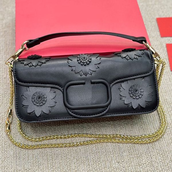 Tasarımcı Zincir Omuz Çantası Kadın Crossbody Cüzdan Sade Siyah Çanta Flap Messenger Çantalar Donanım Mektubu Toka 3d Çiçek Dekorasyonu Yüksek Kaliteli Debriyaj