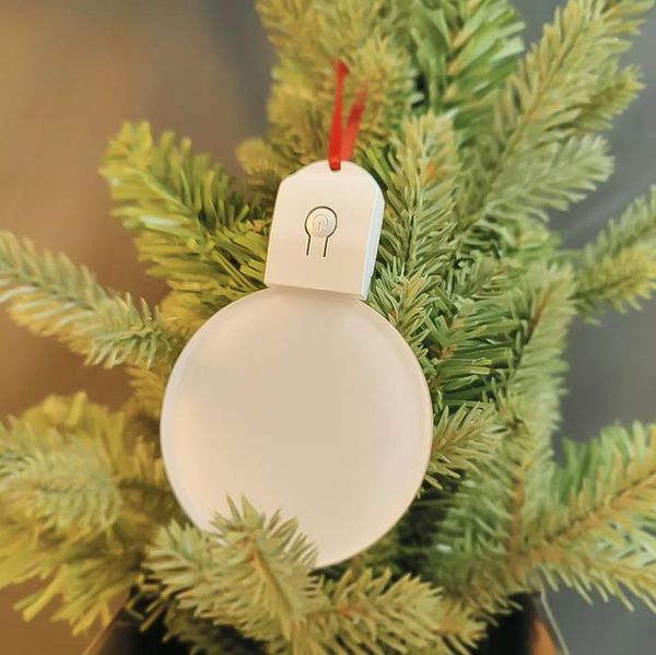 Sublimação em branco LED enfeites de Natal acrílico com corda vermelha para decorações de árvores de Natal SN5286