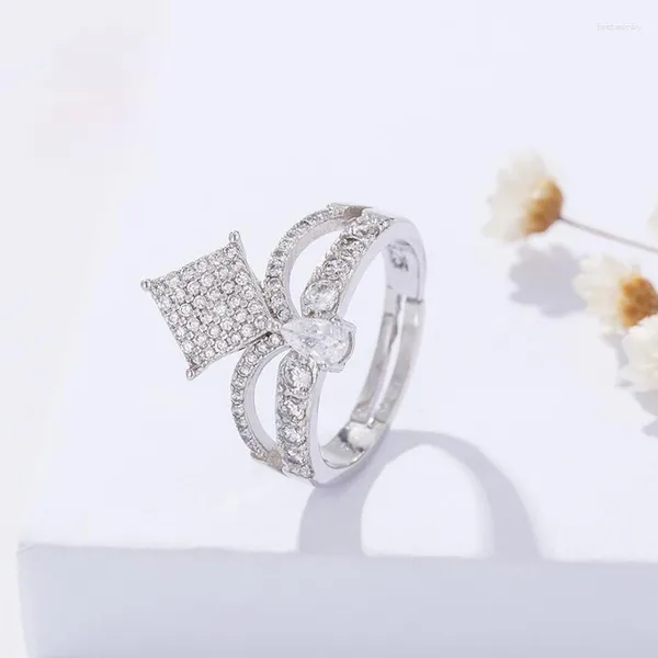 Cluster Anéis Rhombus Crown Brilhante CZ Branco Zircão Anel Moda Senhora Banhado A Prata Ajustável Strass Charme Nupcial Jóias De Casamento