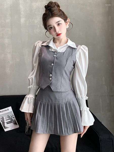 Arbeitskleider 2023 Herbst Elegante Frauen 3 Stück Set Koreanische Mode Weiße Bluse Dünne Weste Tops Hohe Taille Gefaltete Röcke Süße Weibliche Anzug