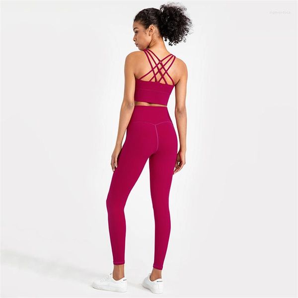 Set attivi 2023 Set yoga senza soluzione di continuità Tuta sportiva da palestra Abbigliamento da allenamento per donna Top 2 pezzi Reggiseno fitness con cinturino incrociato Leggings a vita alta 29 colori