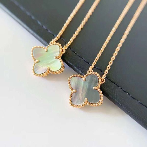 vanish A Clover Necklace Designer Vans Clover High Version Four Leaf Grass Necklace Female Grey Fritillaria V Gold Lucky Grass Collar Pendant van clef clover jewe