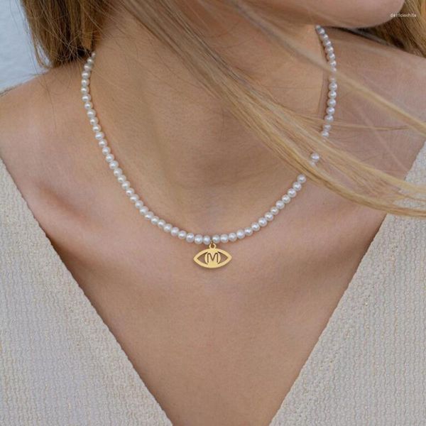 Collane con ciondolo A-Z Lettera iniziale Collana con occhio Temperamento da donna 4 mm Perle finte per regalo di gioielli