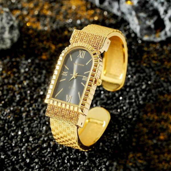 Orologi da polso UTHAI W82 Orologio da polso da donna Moda Leggero Diamanti di lusso Piccoli orologi quadrati al quarzo Orologio da polso da donna in metallo Gioielli