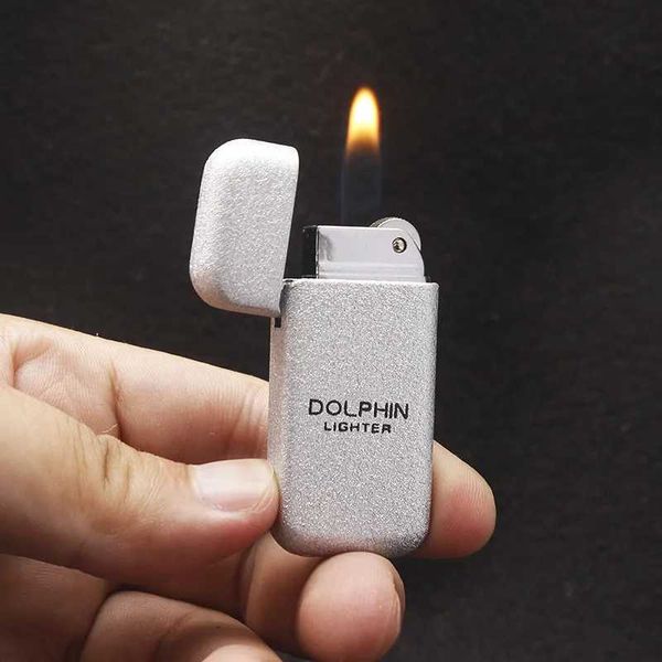 Accendini Dolphin Hy083 Mini mola ultrasottile Accendino a fiamma Accendino gonfiabile cinese con superficie di sabbia XWC2