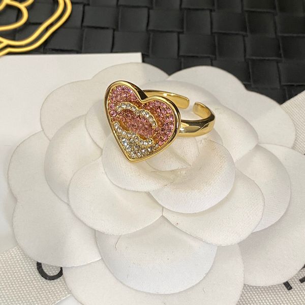 Elegant Pink Love Ring Designer Schmuck Ringauswahl Qualität Geschenk High -End -Familien im exquisiten Stil Familienschüler Auswahl Gold plattiert einstellbare tägliche Verschleiß