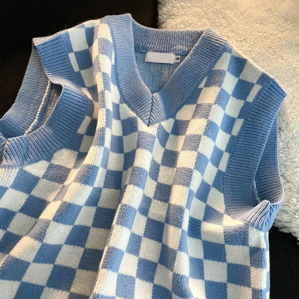 Erkek Sweaters 2023 Moda Tasarımcısı Argyle Pullover Diamond Sweater v Boyun Yelek Erkekler Örme Kolsuz Otum Günlük Giyim B268 231010