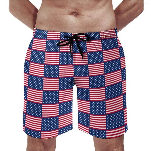 Pantaloncini da uomo Bandiera USA Palestra Giornata nazionale americana Pantaloni corti da surf casual da uomo Costume da surf personalizzato ad asciugatura rapida Regalo