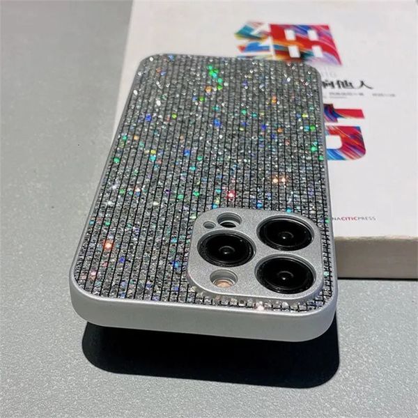 Capas de telefone celular para iPhone 14 Pro Max Lens Protection Glitter Rhinestone Case 12 11 13 Plus 15 Brilhante Diamante Hard PC Capa 231010