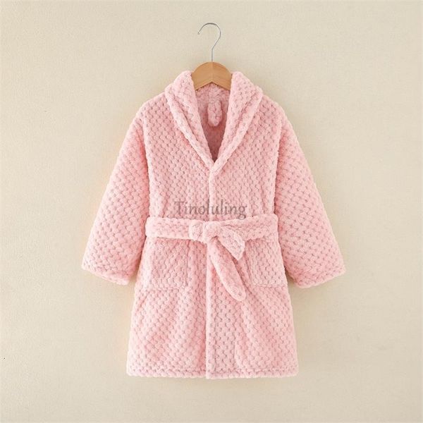 Asciugamani Accappatoi Neonate Vestiti Invernali Accappatoi di flanella per bambini Accappatoio per ragazze adolescenti per 4-14 anni Pigiama per bambini Accappatoi Asciugamano da bagno rosa blu navy 231006