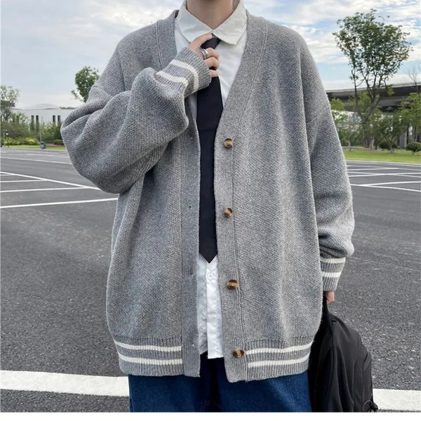 Suéteres masculinos 2023 britânico retro cardigan suéter coreano harajuku acadêmico de malha pulôver hip hop streetwear solto malhas tops 231010