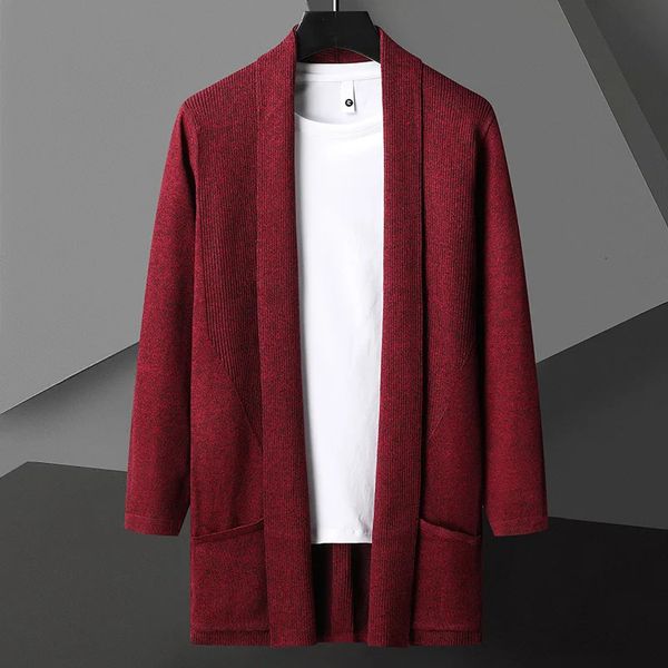 Maglioni da uomo 2023 Autunno moda stile coreano maglione addensare e velluto uomo cardigan lavorato a maglia cappotto giacca a righe maschio S5XL 231010