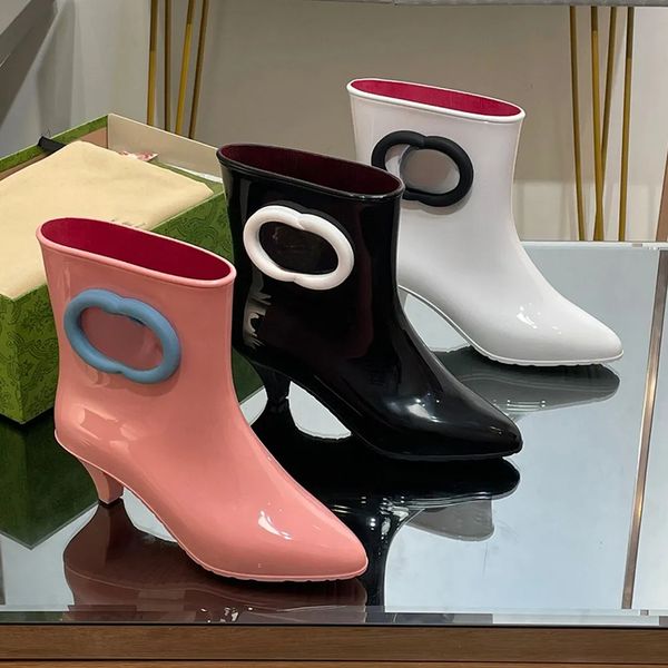 Fábrica Kitten-Heel Rubber Rainboots Pointed Toe Slip-On Ankle Boots Doce Colorido À Prova D 'Água Salto Baixo Botas de Moda de Alta Qualidade Calçados de Designer de Luxo 35-40