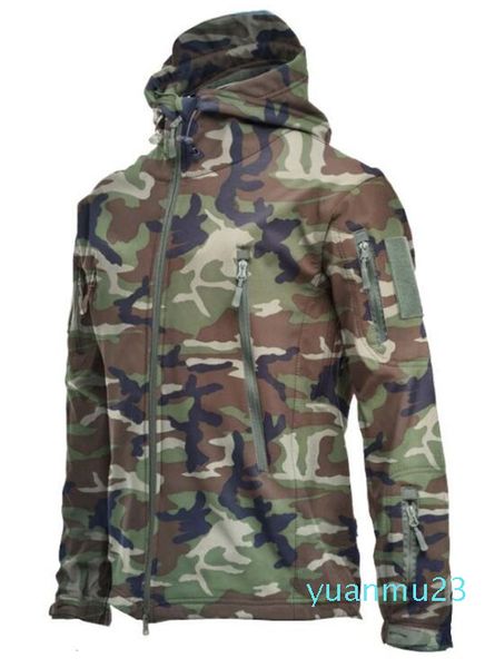 Capispalla soft shell in pelle di squalo Giacca a vento impermeabile antivento Abbigliamento da caccia tattico militare