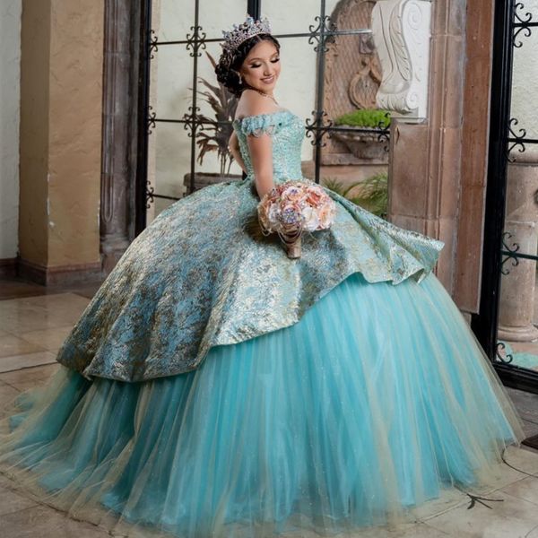 Aquablaues, glänzendes Prinzessin-Quinceanera-Kleid, Ballkleid, Träger, schulterfrei, 15. Partykleid, goldene Applikationen, süßes 16-Kleid