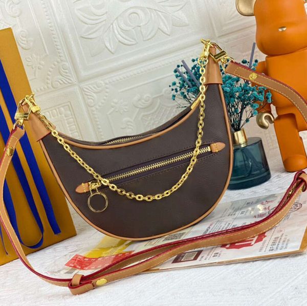 Kozmetik Çantalar M81166 M80198 Luxurys Tasarımcıları Kadın Klasik Markalar Omuz Çantaları KALITILIK KALİTELİ Üst Çantalar Çantalar Deri Ay Tip Moda Crossbody M80909