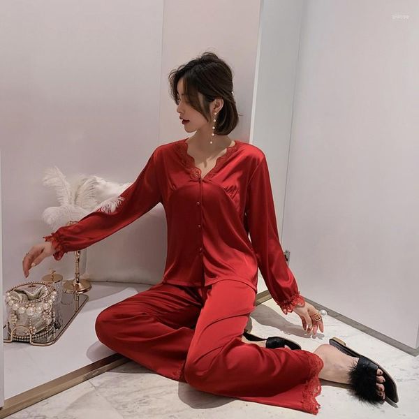 Mulheres Pijamas Vermelho Mulheres 2 PCS Faux Silk Pijama Terno Primavera Outono Casa Roupas Sexy V-Pescoço ShirtPant Doce Lace Trim Nightwear