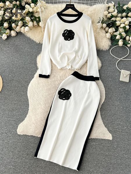 İki parçalı elbise tekinli zarif örgü set kış çiçek tasarımı uzun kollu kazak elastik bel etek moda kazak takım elbise 231011