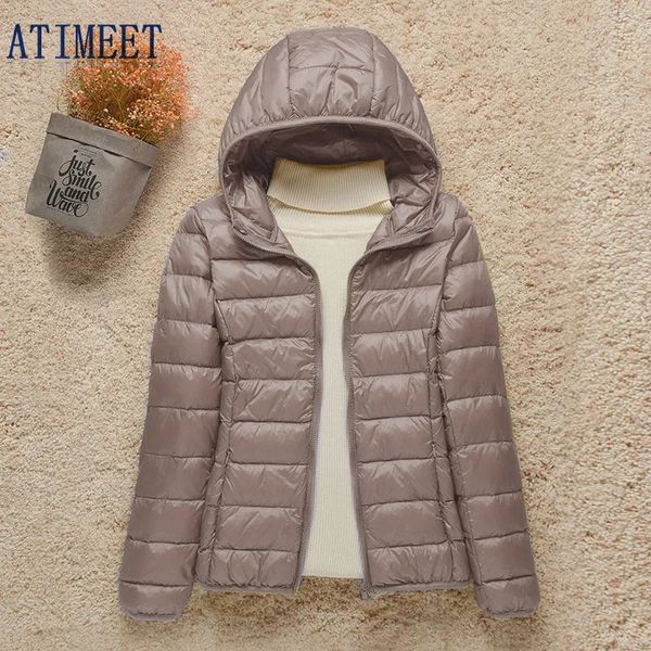 Piumino da donna Parka da donna Piumino sottile Piumino d'anatra bianco Giacche ultraleggere Cappotti caldi autunnali e invernali Capispalla portatile 231010