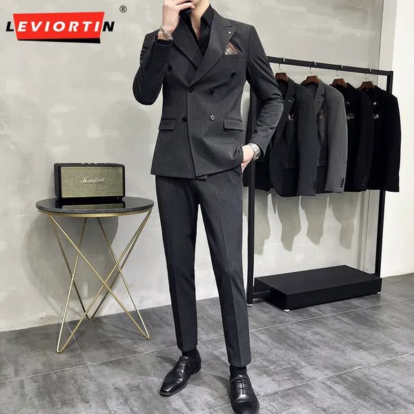 Herrenanzüge, Blazer, 2023, modisch, zweireihig, gekerbtes Revers, flache Passform, Set im italienischen Stil, Luxus-Gesellschaft, 2-teilig, 6XLS, Anzug, Hose 231011