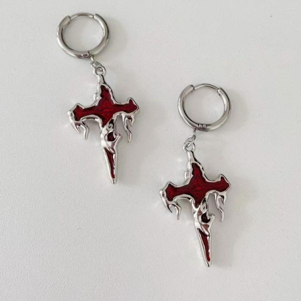 Creolen Mode Punk Retro Rote Flüssigkeit Kreuz Anhänger Europäischen Coole Jesus Ohrringe Für Frauen Unisex Party Club Schmuck