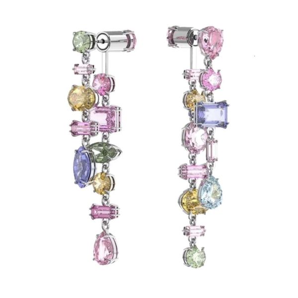 Ohrring Swarovskis Designer Jewels Originalqualität Fließendes Licht und bunte asymmetrische Ohrringe für Frauen Elements Crystal Colorful Candy Ohrringe