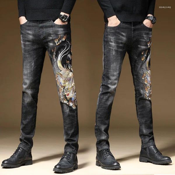 Jeans masculinos personalidade bordado padrão tatuagem impressão indústria pesada buraco quebrado maré marca