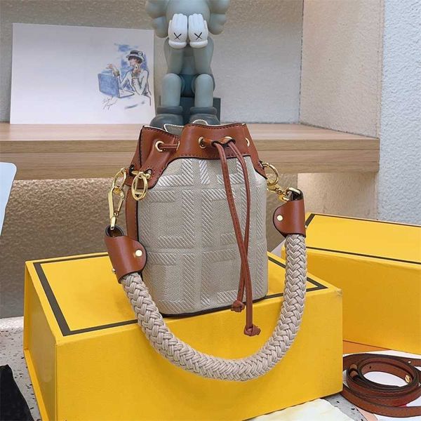 Hip mini designer balde sacos carta impressão luxurys bolsas mulheres lona sacos de ombro moda clássico cor sólida bordar bolsa