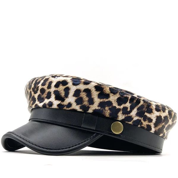 Berretti autunno inverno PU Berretti Berretti per donna Berretti francesi Berretti femminili con stampa leopardata Berretti neri con corda regolabile 231012