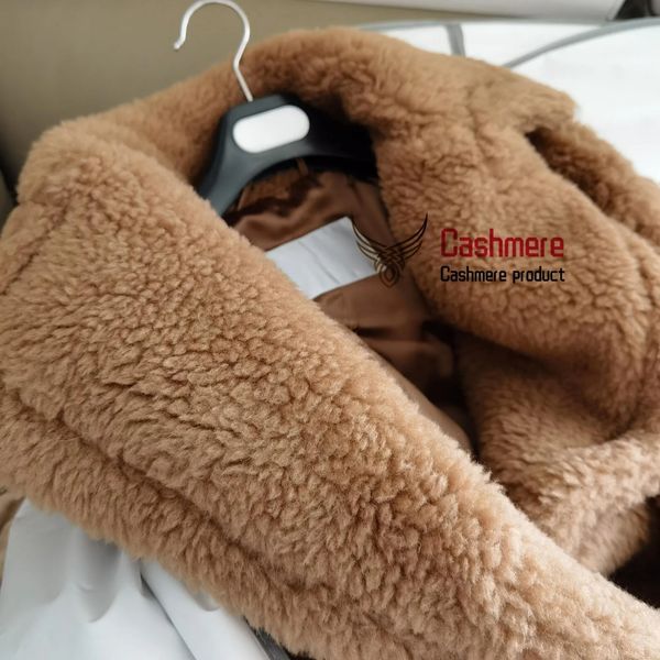 Frauen Pelz Faux Teddybär Mantel Frauen Winter Alpaka Lose Warme Kamel Wolle Weibliche Klassische Casual Revers Milch Weiß Übergroßen 231012