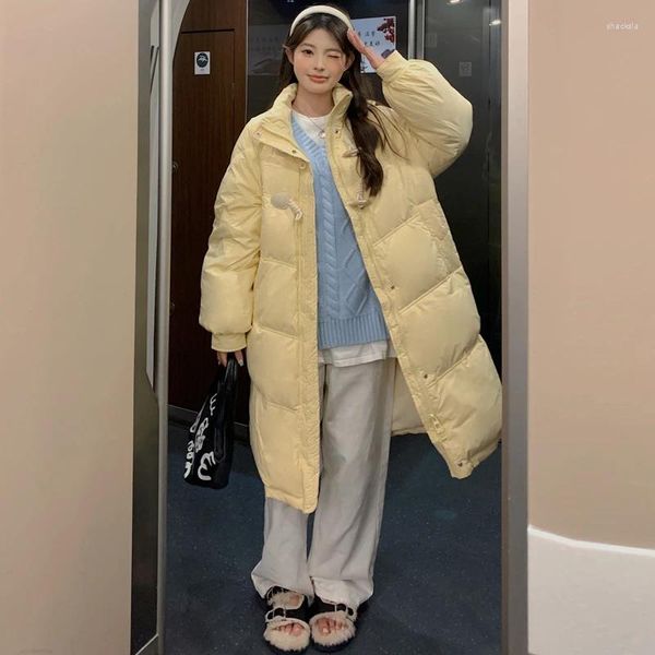 Trench da donna 2023 Giacca invernale con bottoni in corno Trapunte da donna sopra il ginocchio Cappotto allentato addensato versione moda coreana di grandi dimensioni