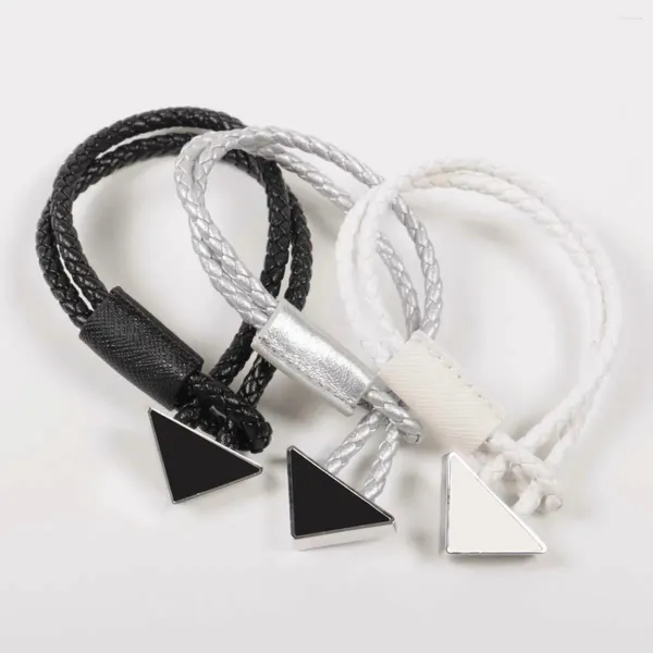 Braccialetti con ciondoli Bracciale da uomo con catena per cellulare dal design leggero e lussuoso a triangolo invertito