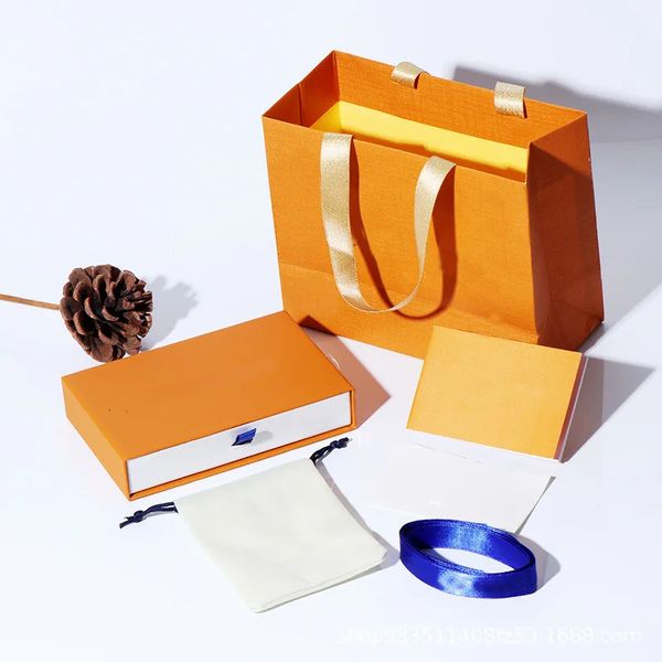 Schmuckkästchen zum Verkauf, neuester Modeschmuck, origineller Schmuck, Schmuck-Display-Box, Geschenkbox L. Armband-Etui, Perlen-HALSKETTE, Box-Anhänger 231011