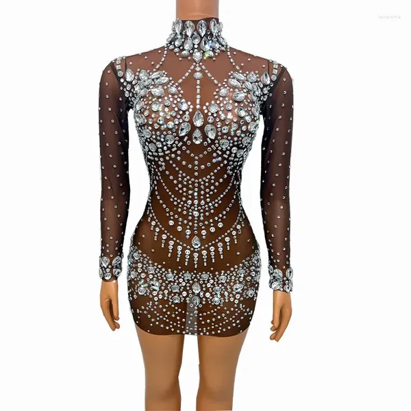 Abbigliamento da palco Abiti sexy a maniche lunghe marroni Cristalli argento Strass Ballerino Costume elasticizzato Vestito da sera Collezione per feste di ballo