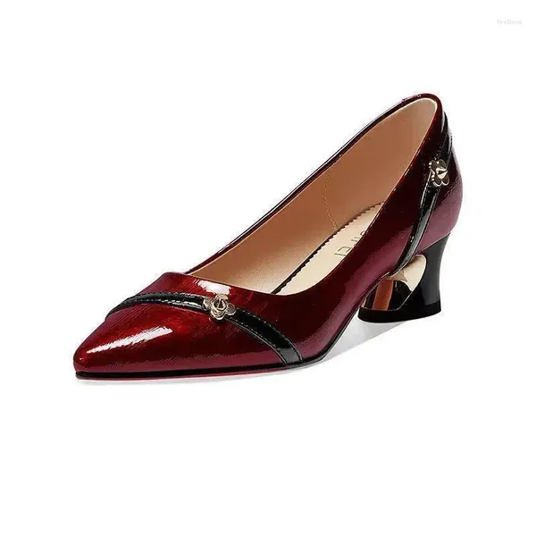 Scarpe eleganti Scarpe estive in morbida pelle Décolleté da donna Tacco spesso Tacco alto Tacco sottile Tacco piccolo 3 cm Punta a punta