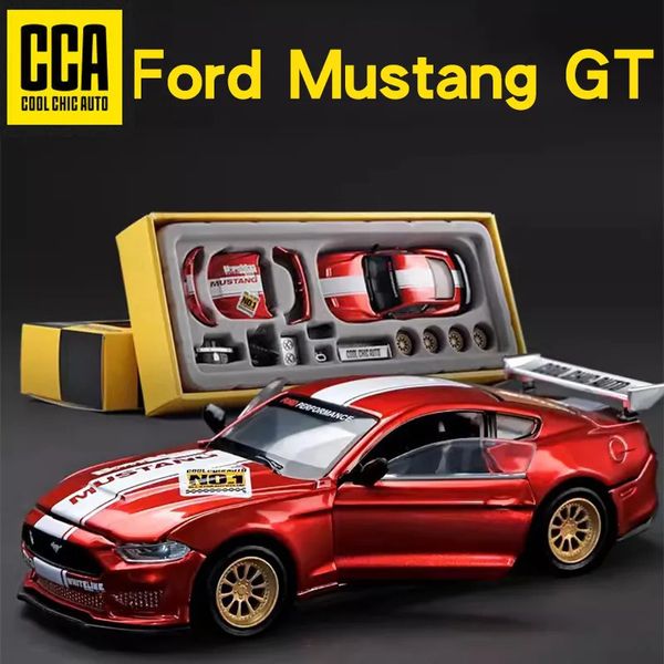 Modellino auto CCA 142 Ford Mustang GT Modello in lega Auto pressofuso in metallo Assemblaggio Serie di modifiche Collezione di veicoli in miniatura Auto giocattolo 231012
