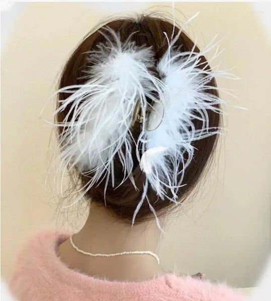 Fermagli per capelli 2023 Elegante bianco / nero Artiglio di piume per le donne Morsetti invernali Clip perni Fata per feste Forcine per capelli