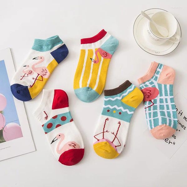 Kadın SOCKS 5 FAARS/Paket Pamuk Ayak Bileği Flamingo Renkli Harajuku Karikatür Sevimli Sokak Hipster Komik Mutlu Kızlar Çorap