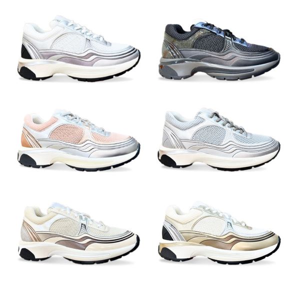 Designer-Sneaker in Metallic-Optik, Weißgold, Silber, zum Schnüren, flacher Läufer, schlanker, gepolsterter Halt, modernes Design, langlebige Sohle