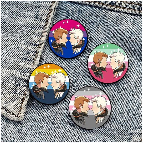 Pins broches lgbt homem filme personagens broche filmes bonitos jogos duro esmalte pinos coletar desenhos animados mochila chapéu saco colar lape dhbpb