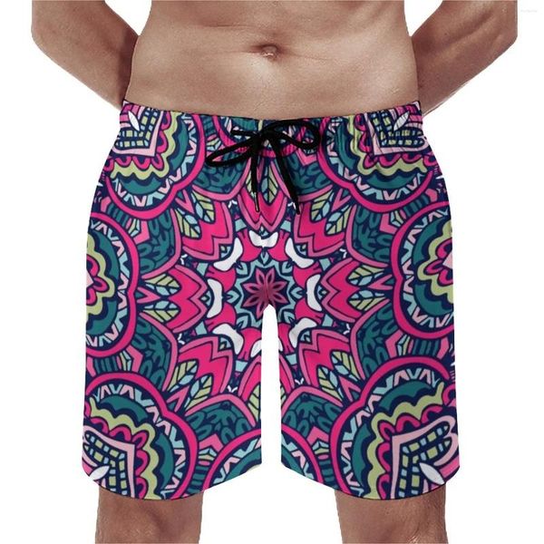 Shorts masculinos coloridos bohemia impressão ginásio verão mandala flor moda board calças curtas masculino roupas esportivas padrão de secagem rápida troncos de praia