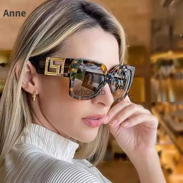 Occhiali da sole New Square Thick Frame Occhiali da sole Donna Big Size Eyewear Lunette Femme Luxury Brand Occhiali da sole Hollow Out Vintage Shades gafas YQ231014