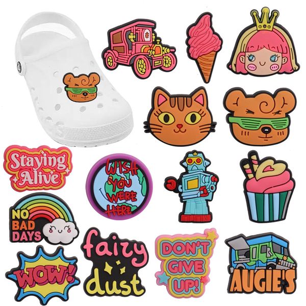 Commercio all'ingrosso 100 pz PVC No Bad Days Ragazza Orso Auto Cupcake Gelato Fibbia Decorazioni Per Il Braccialetto Pulsante Clog Regalo Per Adulti